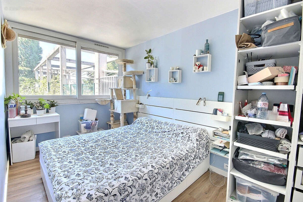 Appartement à FRESNES