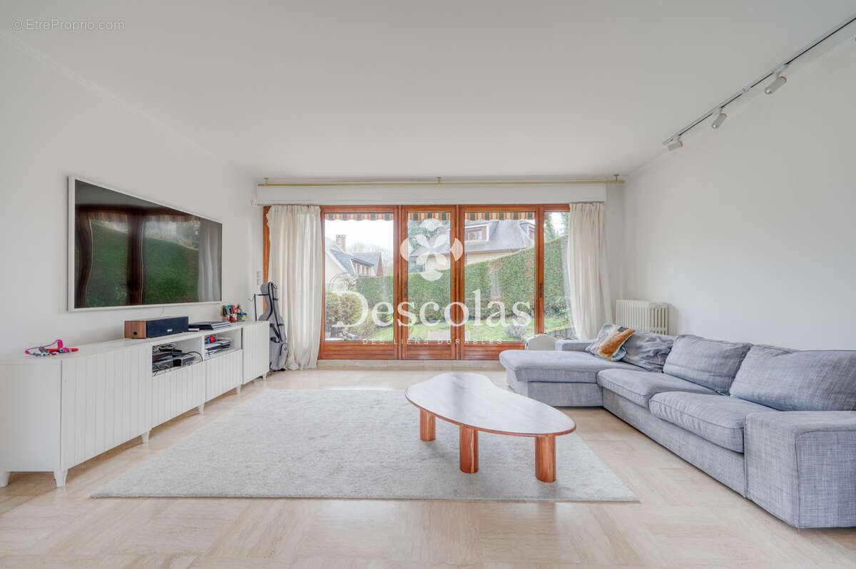 Maison à L'ETANG-LA-VILLE