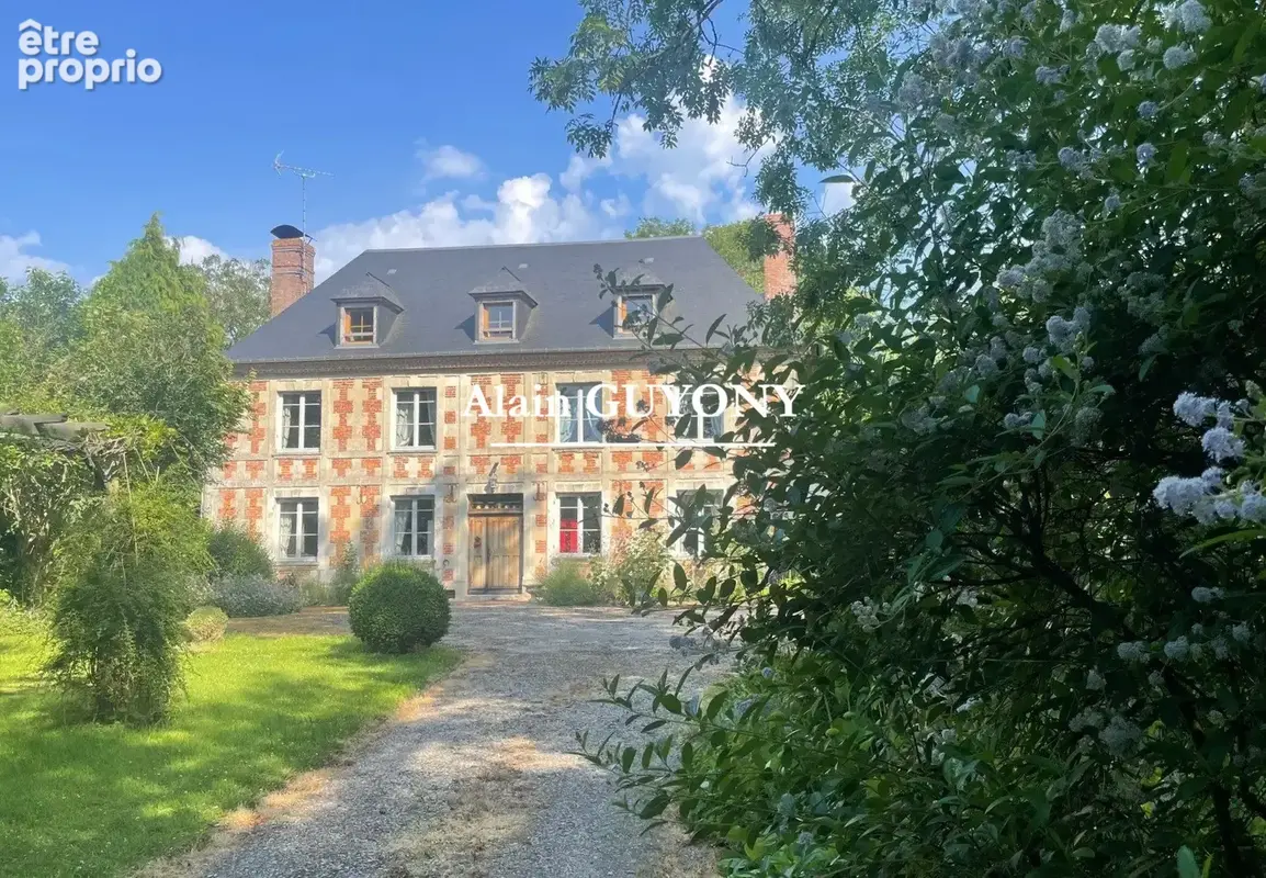 Photo Maison à Pont-L'eveque au prix de 409 500€