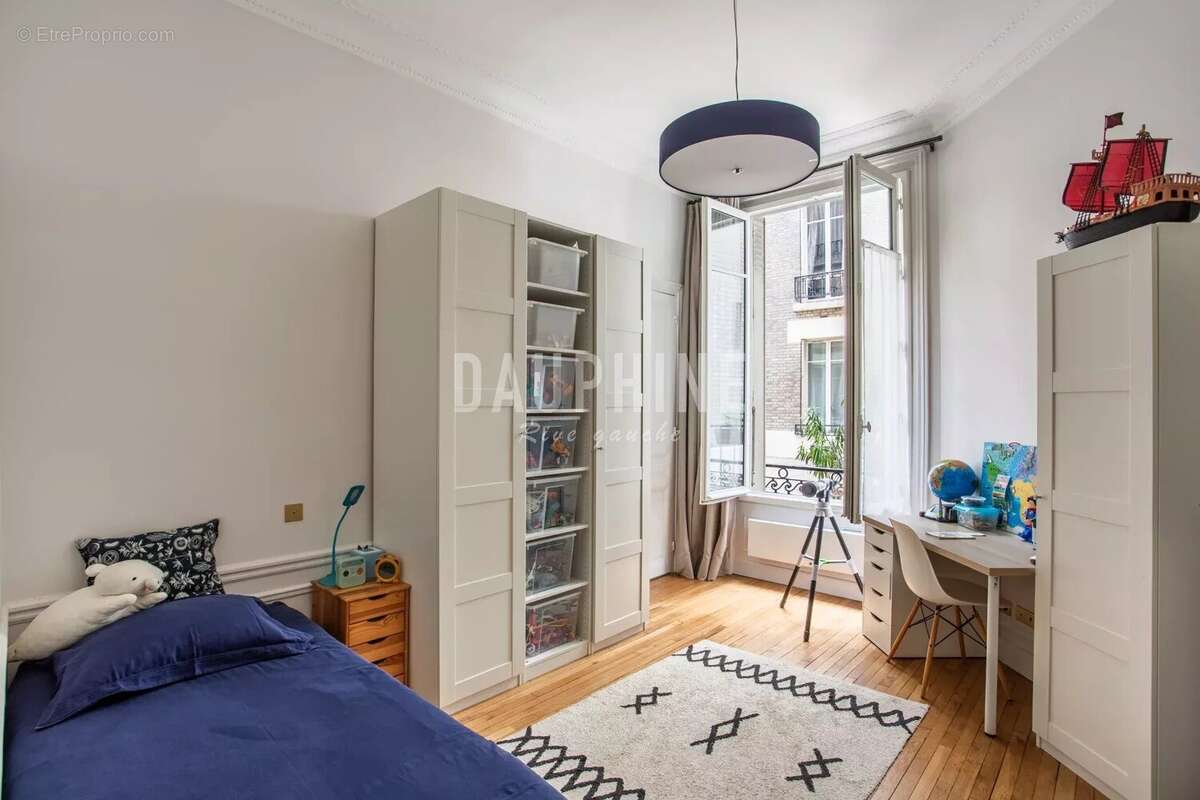 Appartement à PARIS-5E