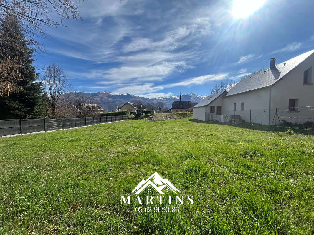 Terrain à ARGELES-GAZOST