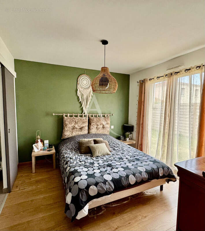 Maison à MIGNALOUX-BEAUVOIR