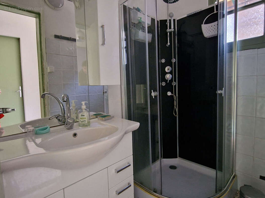 Maison à MOLIERES-SUR-CEZE