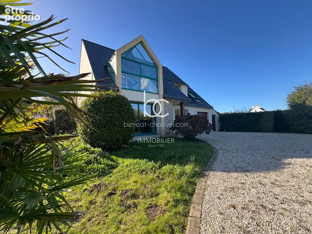 Propriété 5 chambres - vue mer - piscine - golfe sarzeau (56) - photo 12