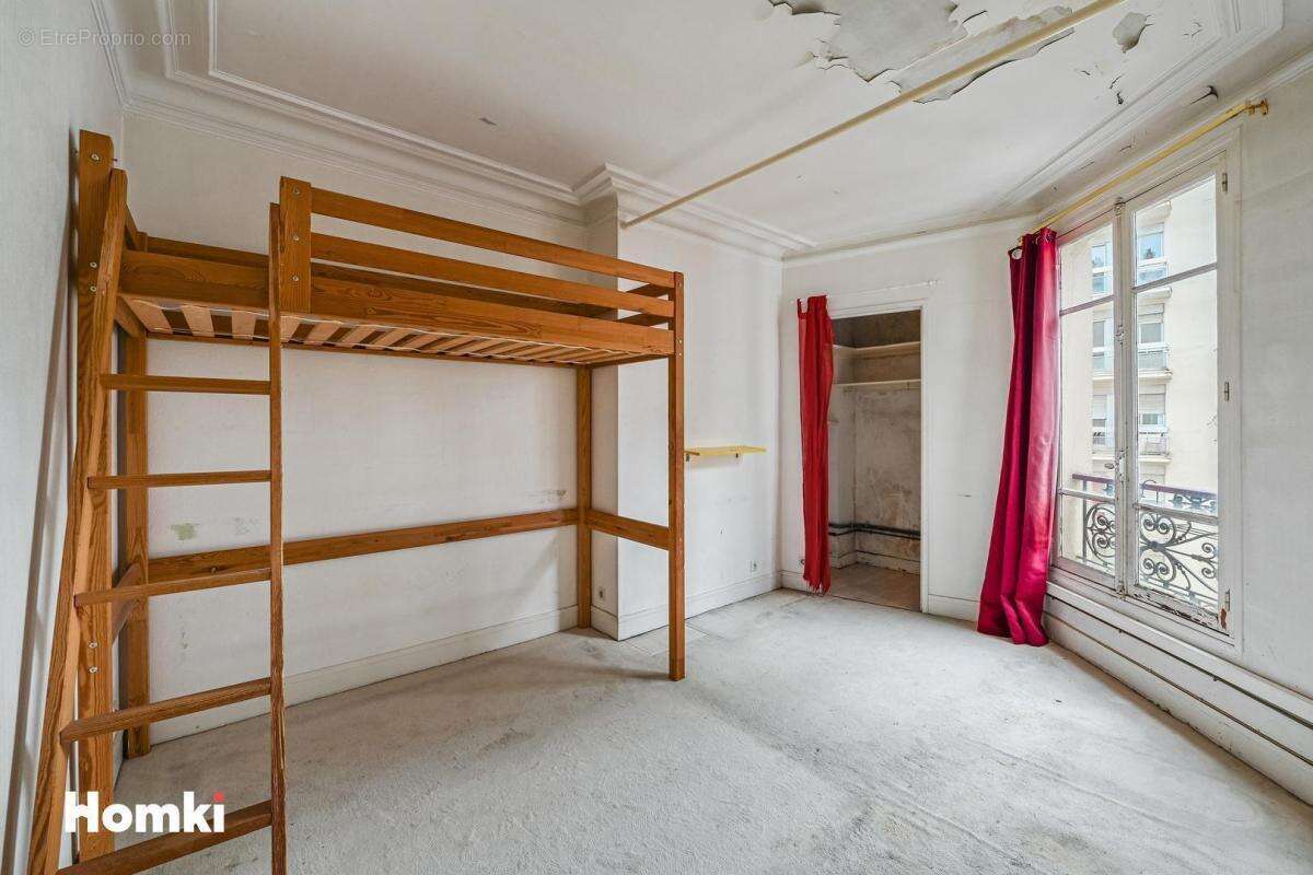 Appartement à PARIS-17E