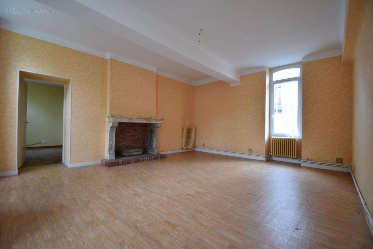 Appartement à COSNE-COURS-SUR-LOIRE