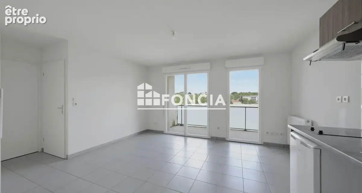 Appartement deux pièces centre ville Bassens - photo 2