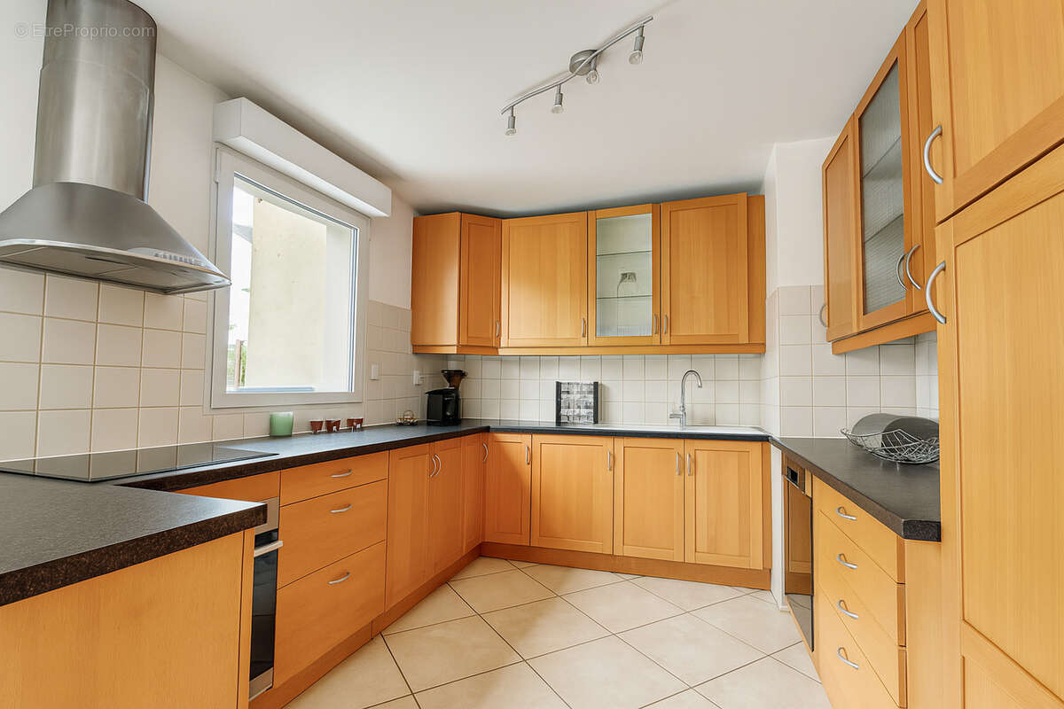 Maison 106m2 (130m2 au sol) 4 chambres IGNY - photo 4