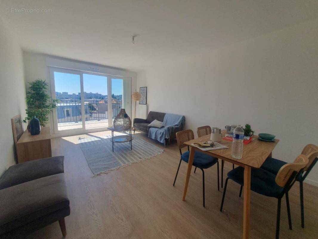 Appartement à PUISEUX-EN-FRANCE