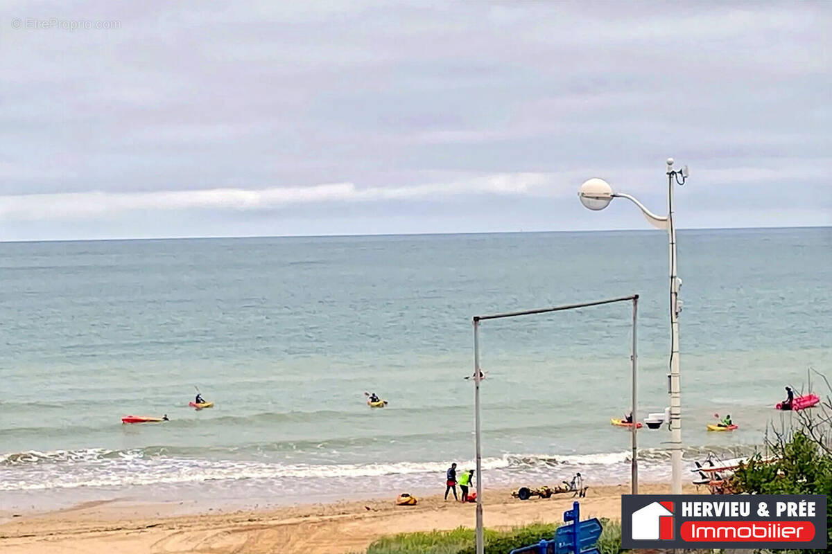 Appartement à LUC-SUR-MER