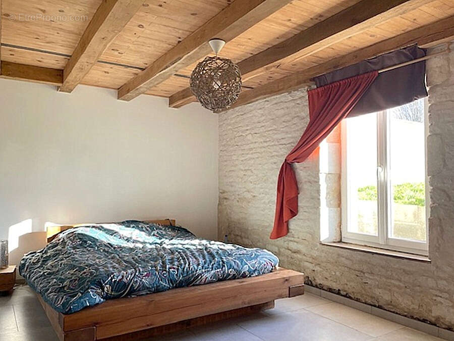 Maison à LA RONDE