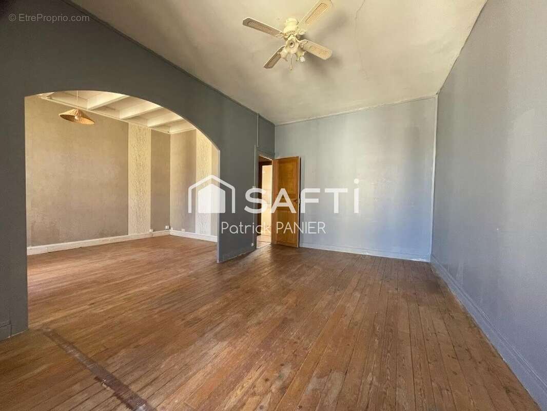 Maison 227 m² à Aulnay  - photo 6