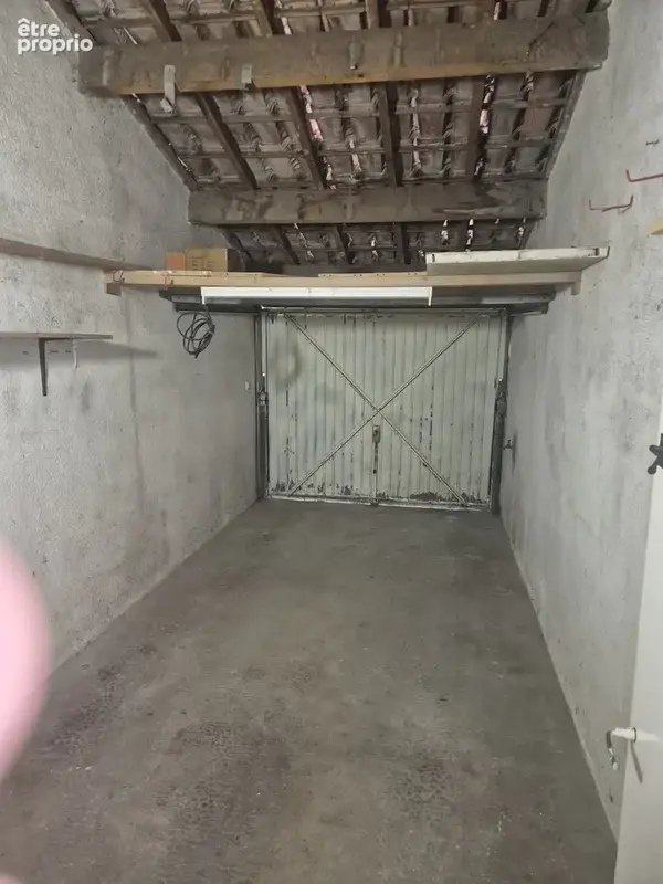 Lambesc, maison de type 4 en centre village avec garage et terrain. - photo 10