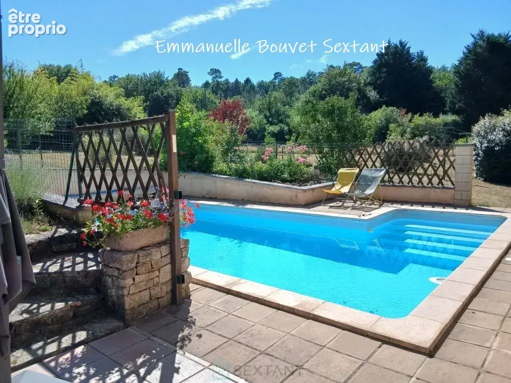 Charmante maison en pierre, situation privilégiée, piscine, 3 à 4 chambres, bureau, piscine, dépendance, sur 3250 m2 - photo 20