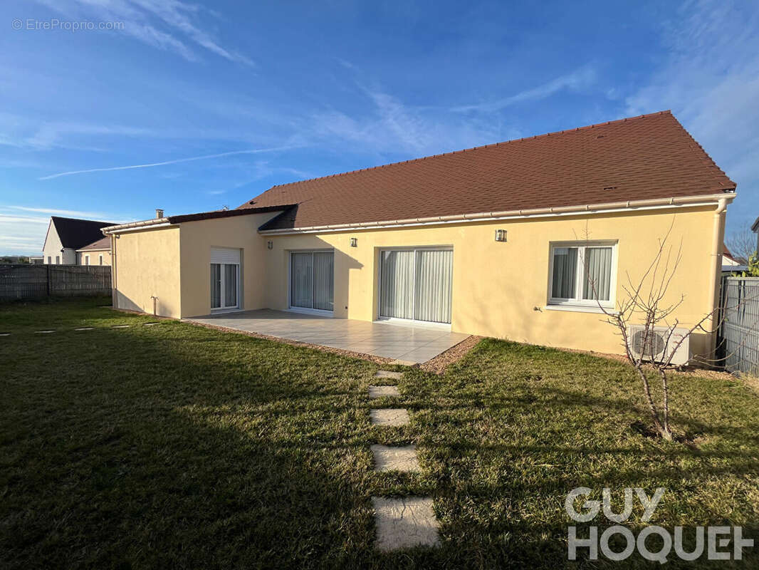 Maison à LA CHAPELLE-DU-NOYER