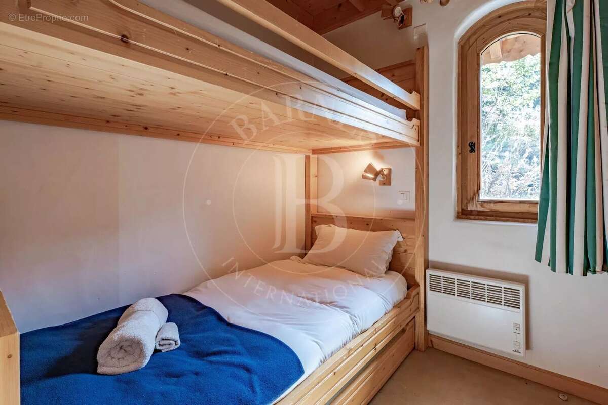 Maison à LA PERRIERE