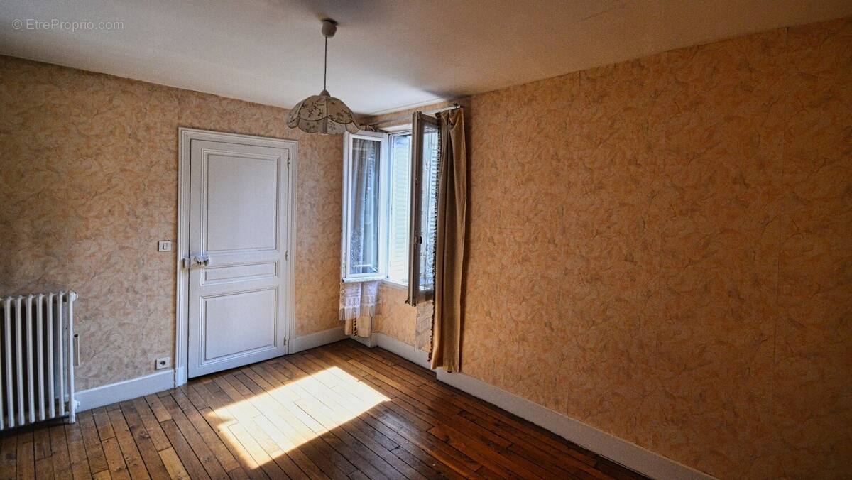 Maison à VICHY