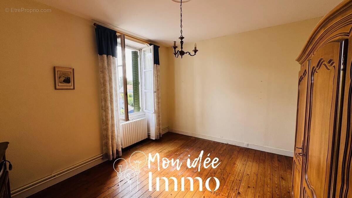 Maison à LA MARNE