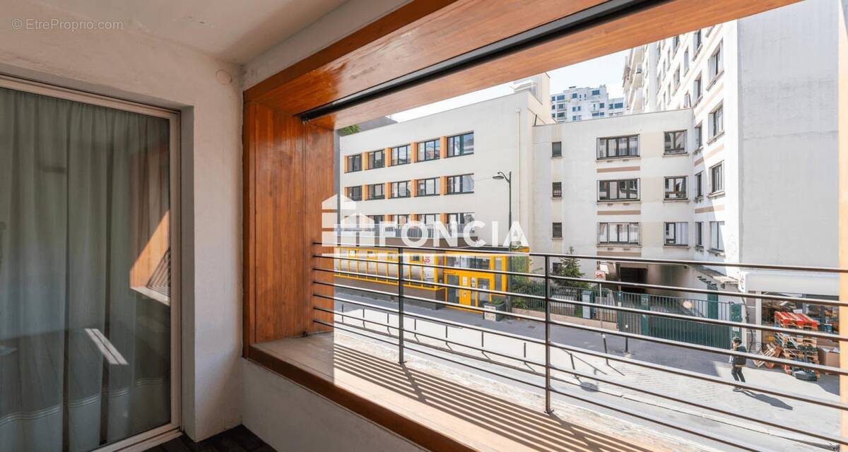 Appartement à PARIS-19E