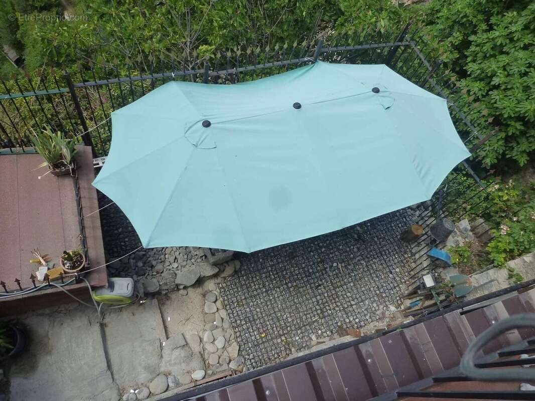 Maison à TOUET-SUR-VAR