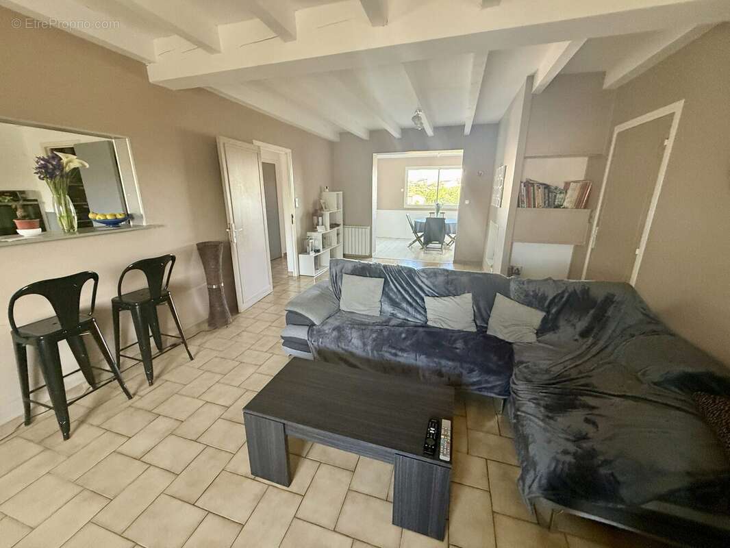 Maison 204 m² à Villalier  - photo 3