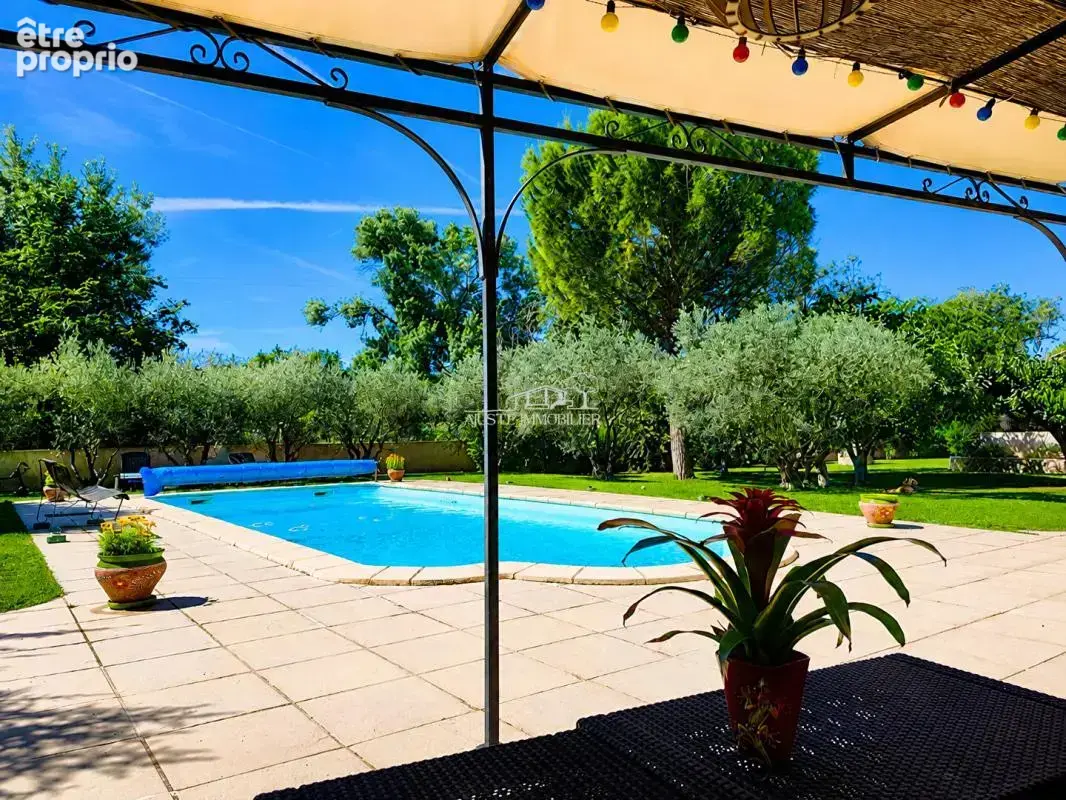 Villa 5 pièces avec piscine et garage - Marignane - photo 8