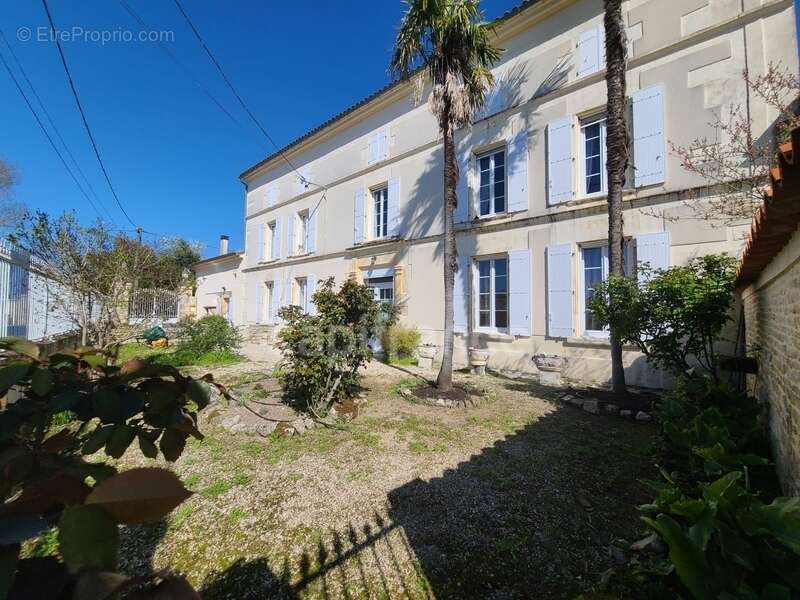 Maison à MATHA