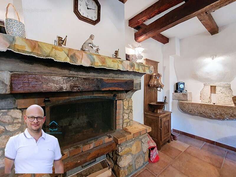 Maison à vendre 7 pièces ATTIGNAT ONCIN (73) - photo 16