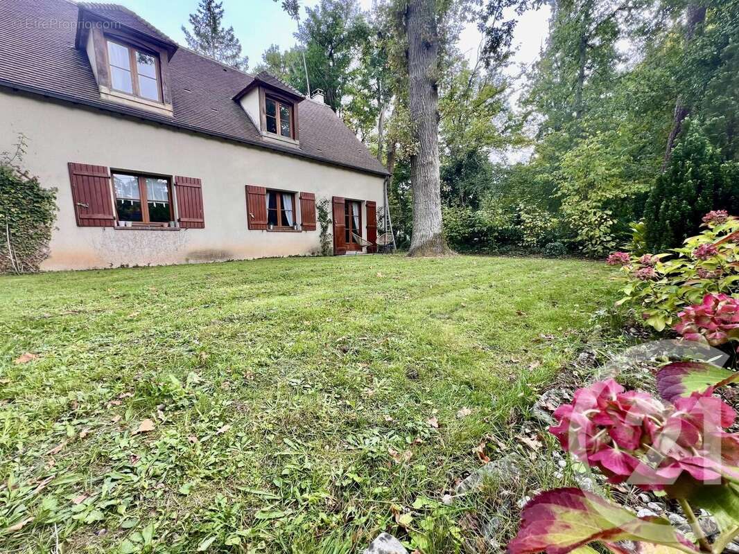 Maison à ARBONNE-LA-FORET