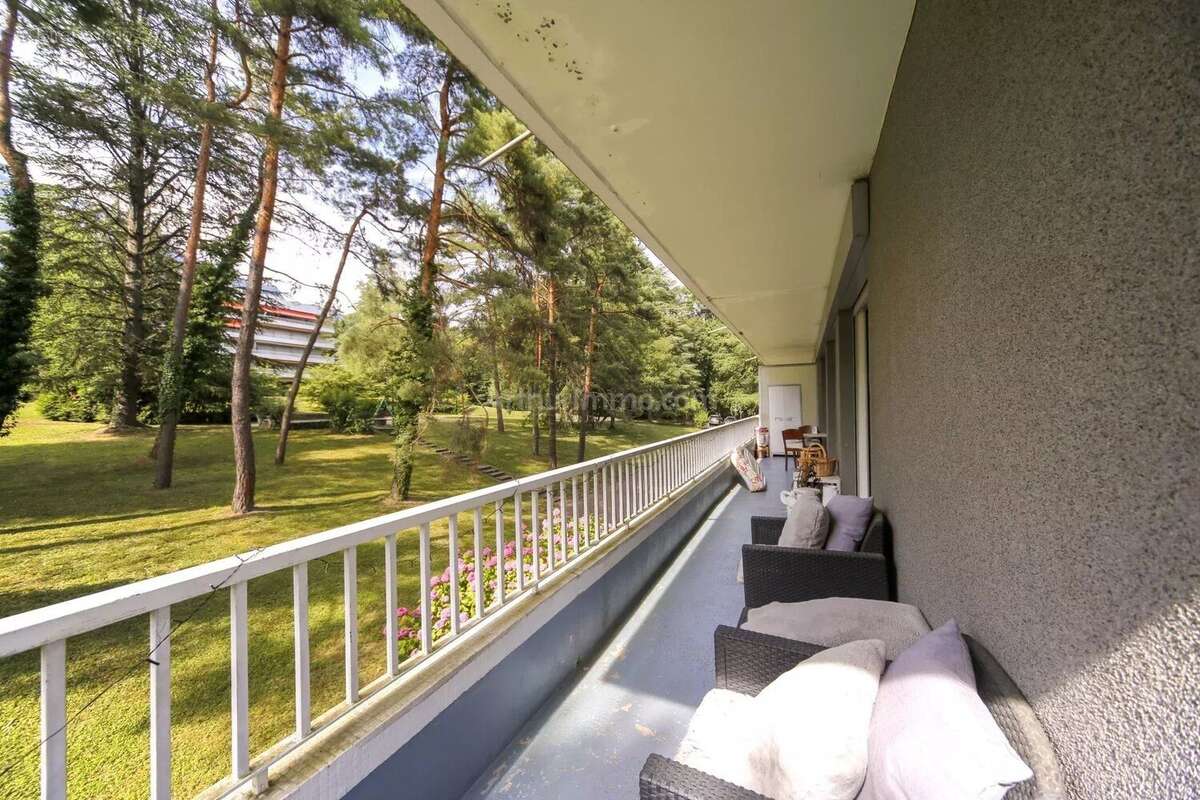 Appartement à MEYLAN