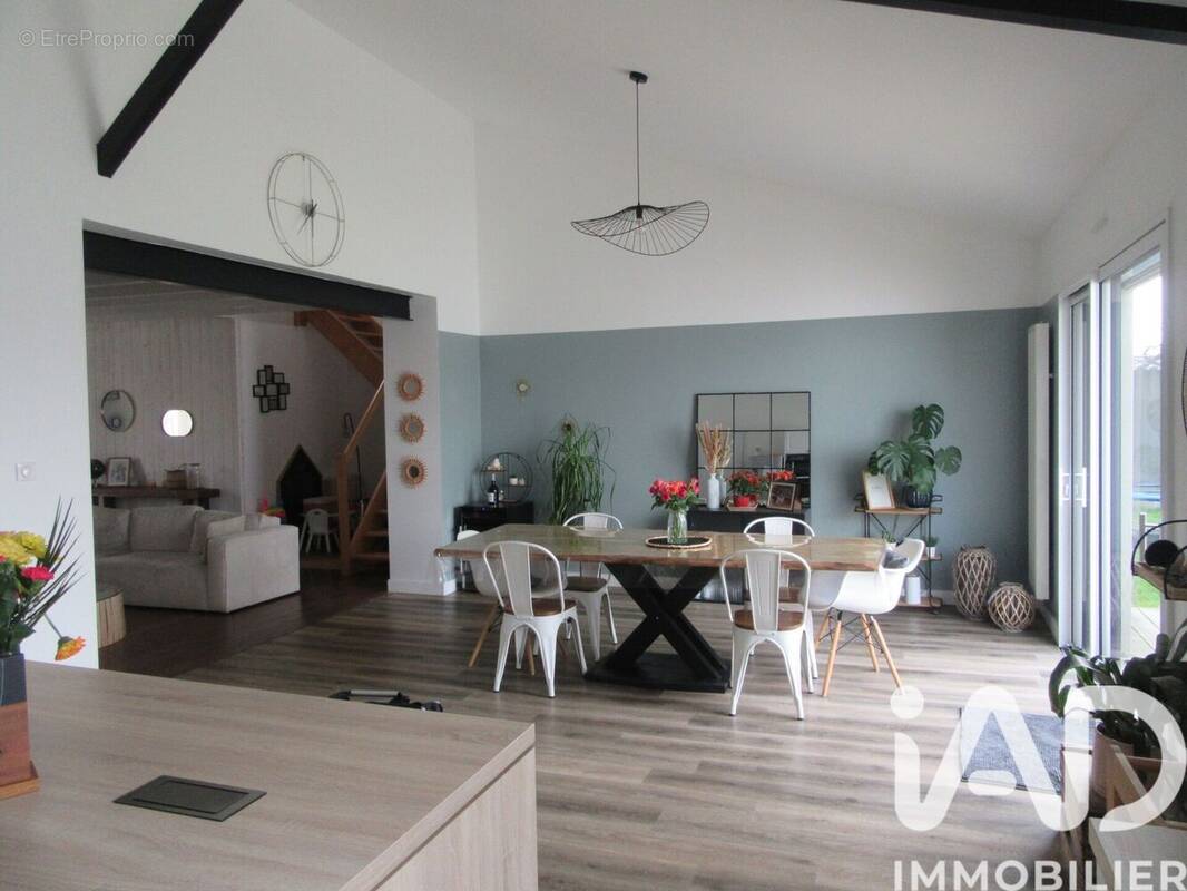 Photo 1 - Maison à CHICHE