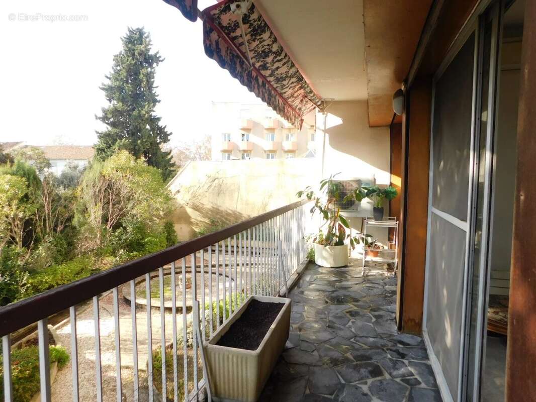 Appartement à ARLES