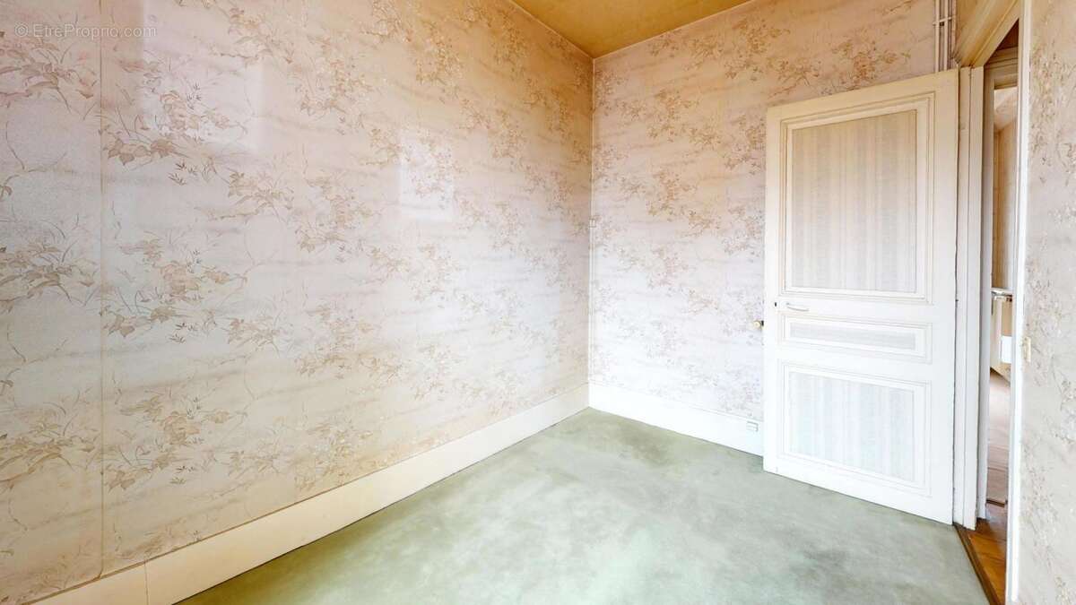 Appartement à COLOMBES