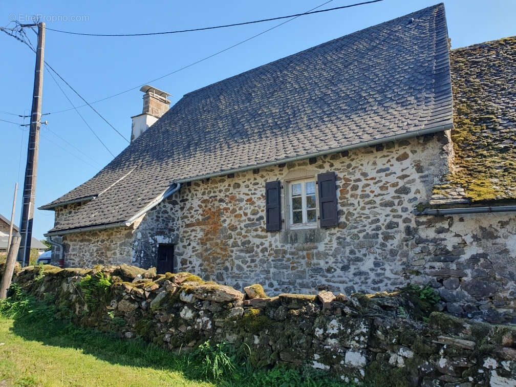 Maison à SAINT-JULIEN-AUX-BOIS