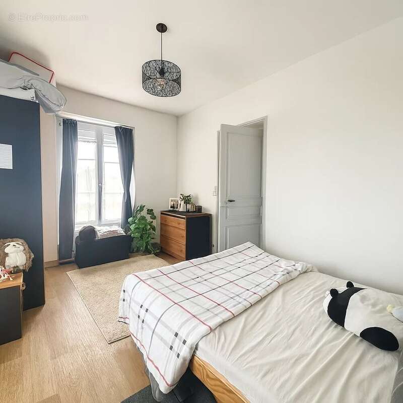 Appartement à FONTENAY-TRESIGNY