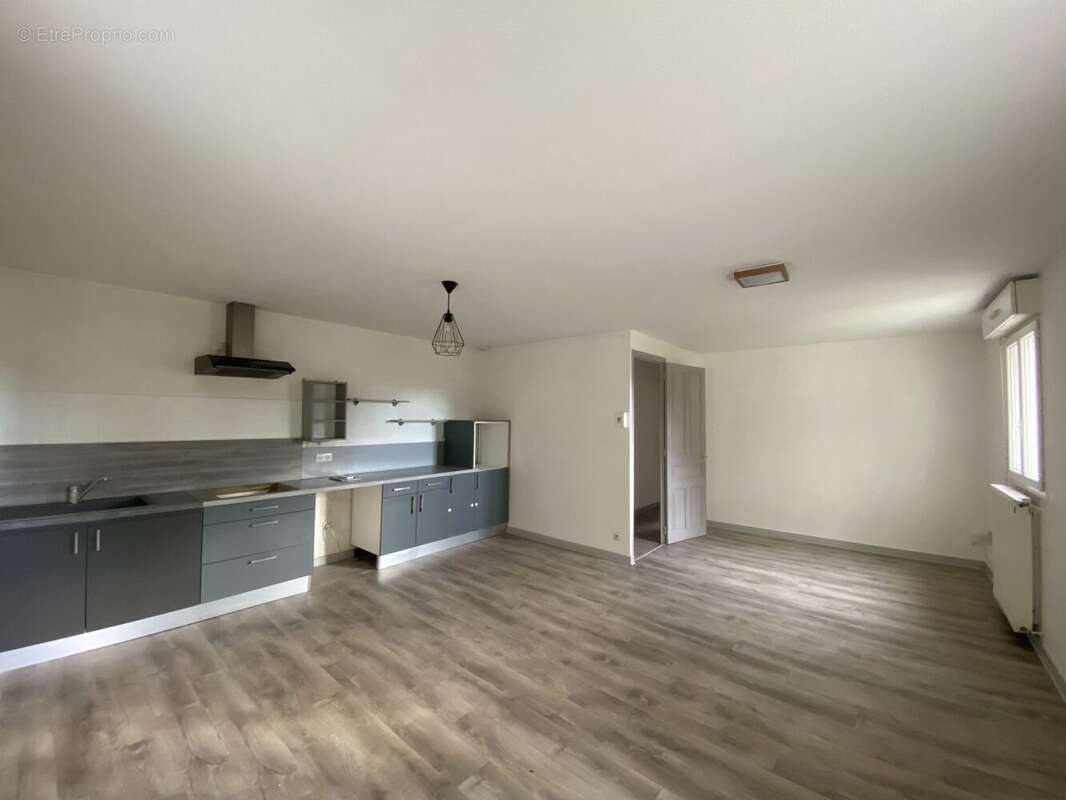 Appartement à VALS-LES-BAINS