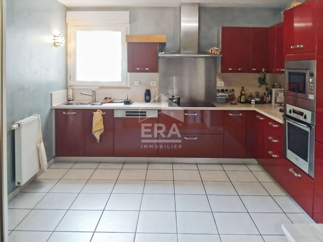 Appartement à TASSIN-LA-DEMI-LUNE