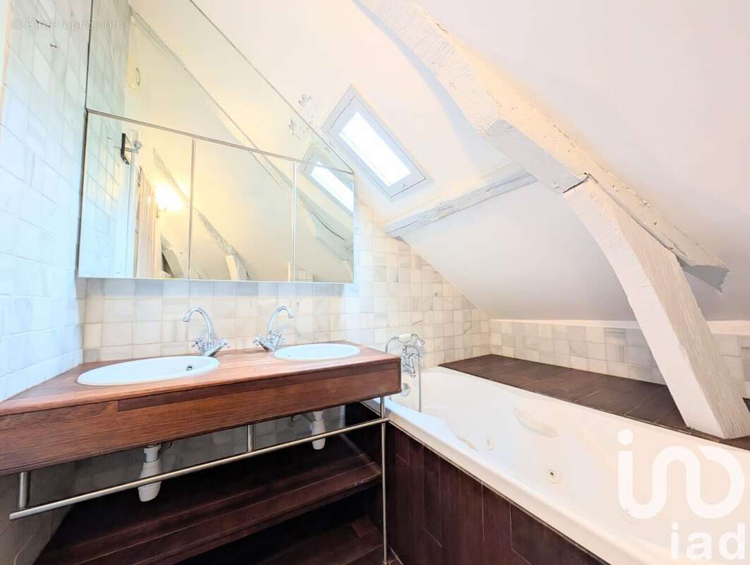 Photo 9 - Appartement à VERSAILLES