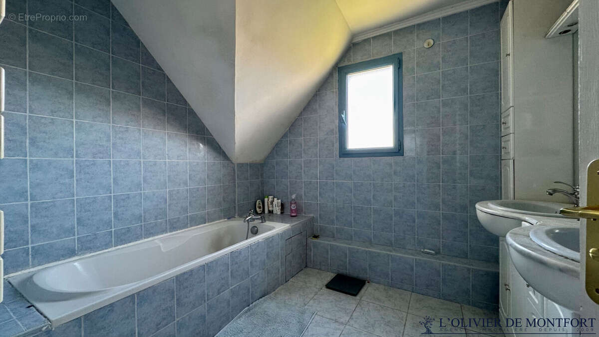 Maison à MONTFORT-L&#039;AMAURY