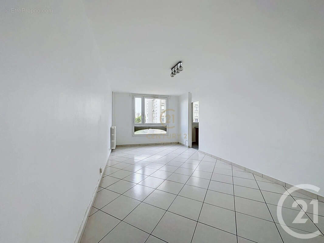 Appartement 81 m² à Lyon-8e  - photo 2