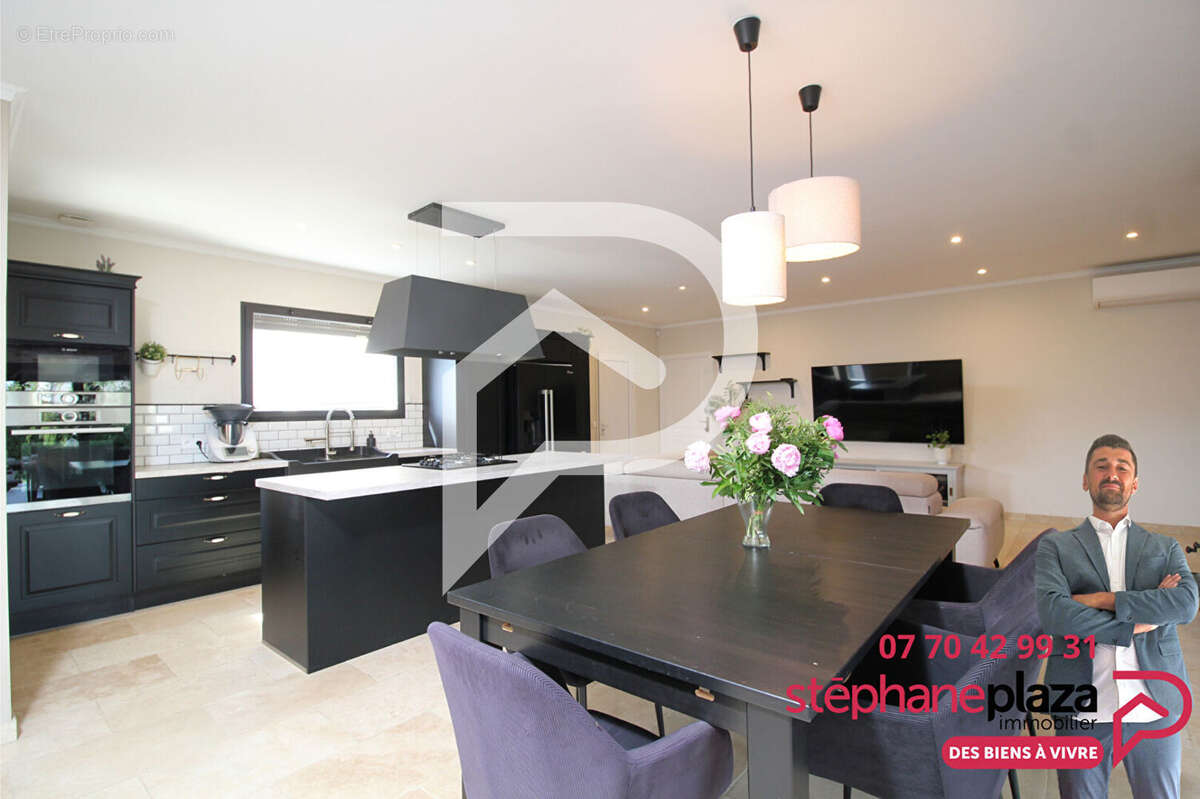 Maison à SAINT-GILLES