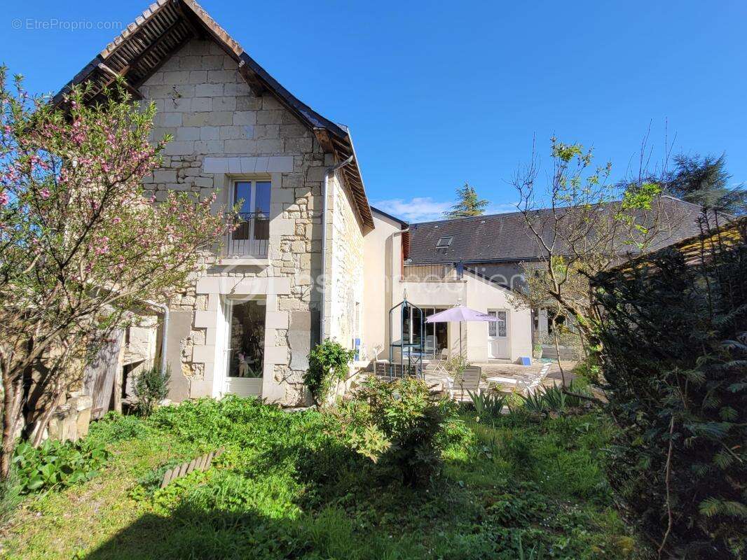 Maison à CHINON