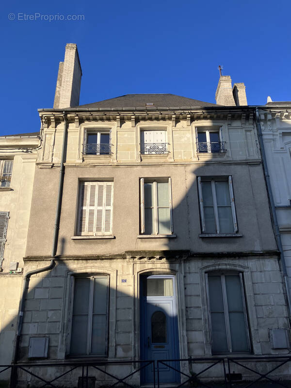 Maison à CHATELLERAULT