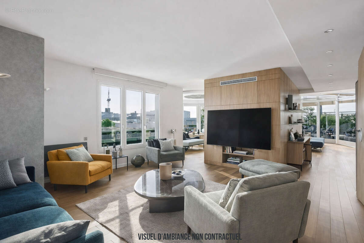 Appartement à CHARENTON-LE-PONT