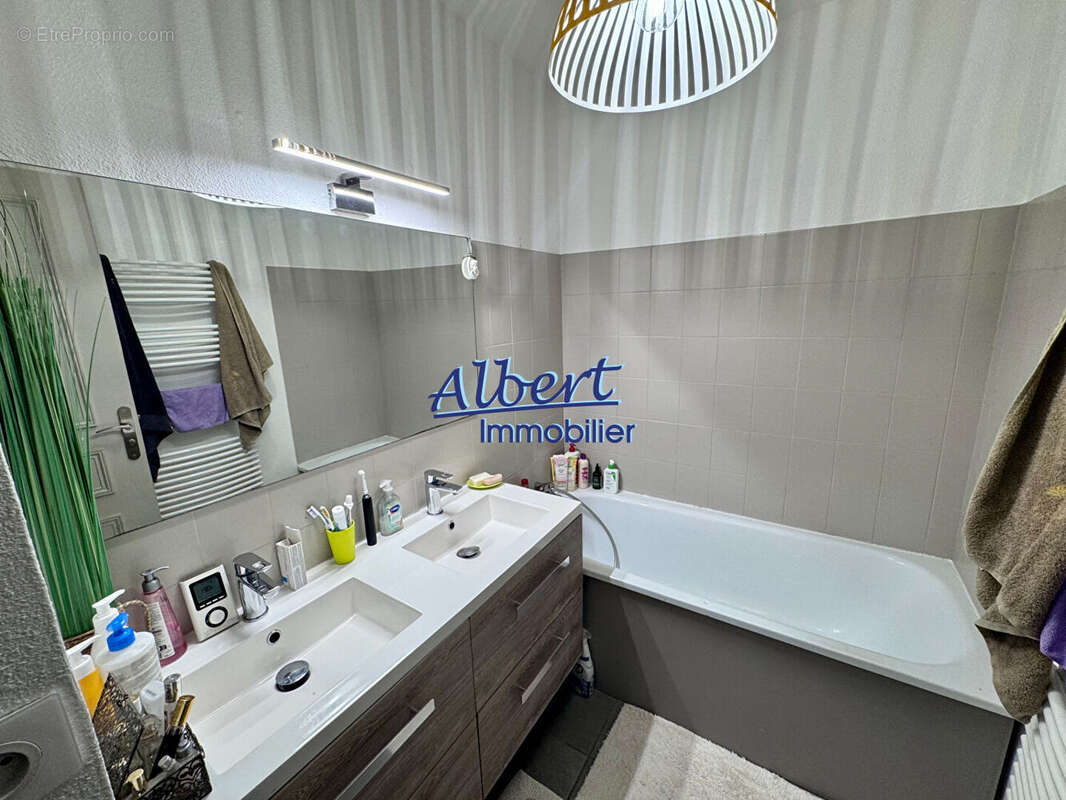 Appartement à SANARY-SUR-MER