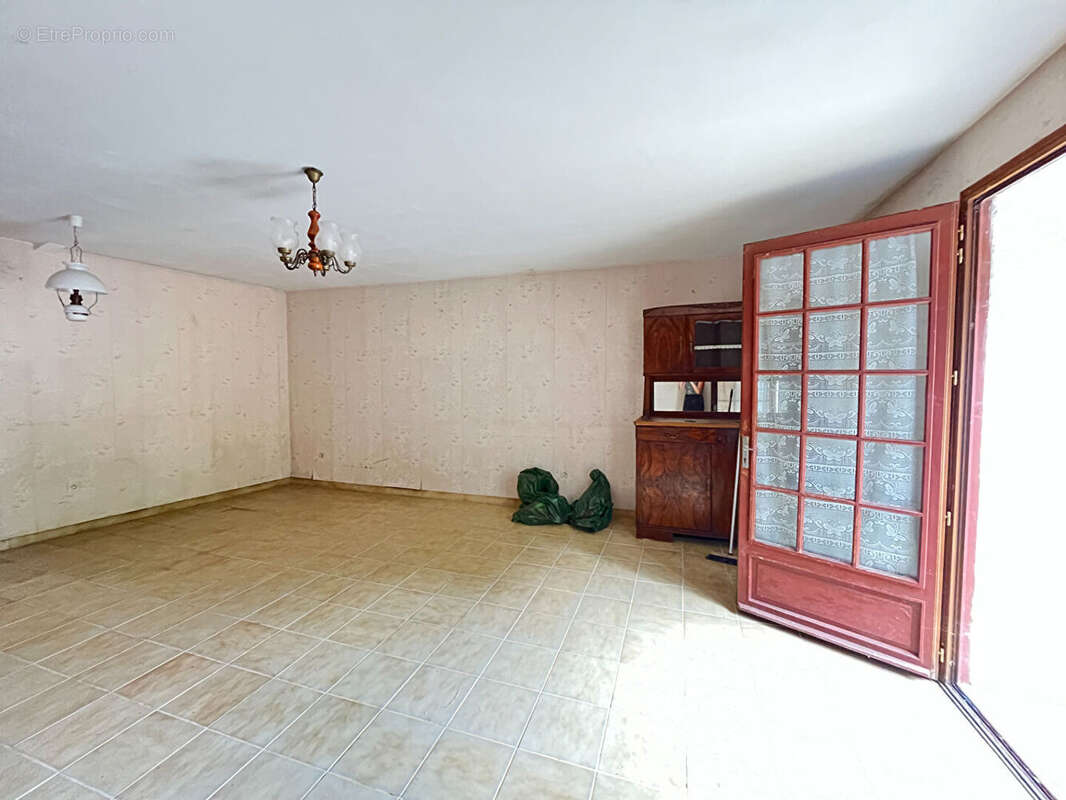 Maison en pierre à restaurer proche Villeréal - photo 9