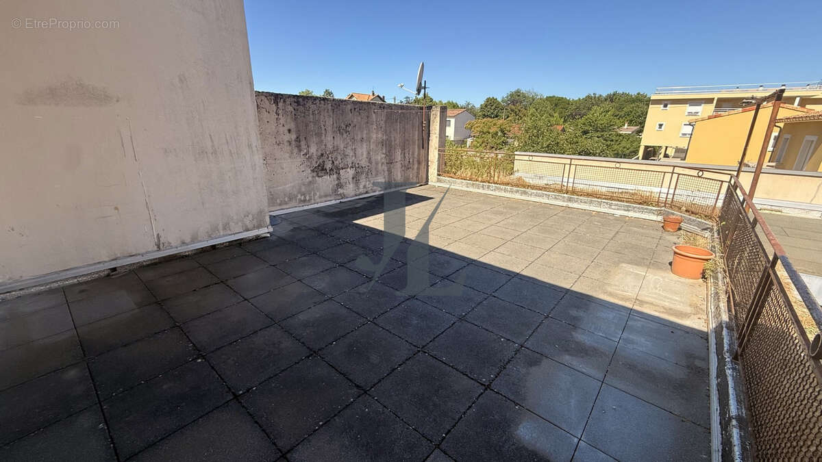 Appartement à PORTES-LES-VALENCE