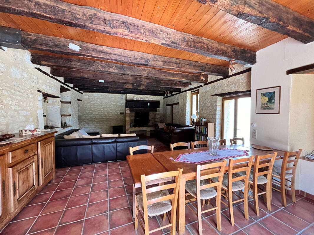 Maison à MONFLANQUIN