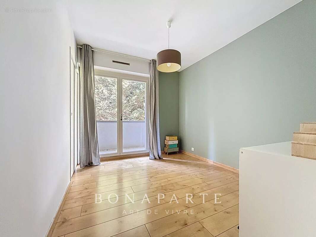 Gex centre - appartement lumineux renove - photo 10