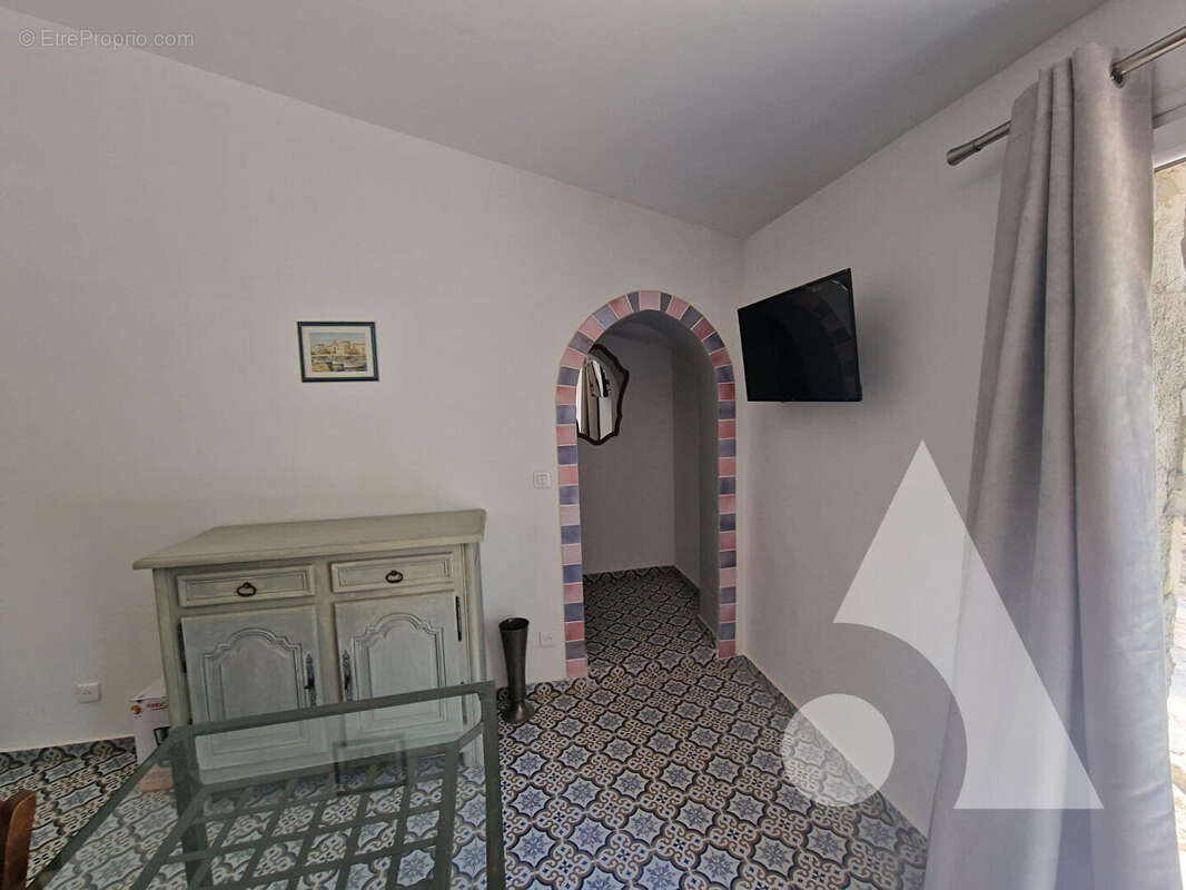 Maison à SALERNES
